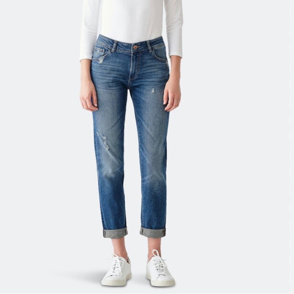 Dl1961 midrise boyfriend jeans new with tags! I bought the wrong size!